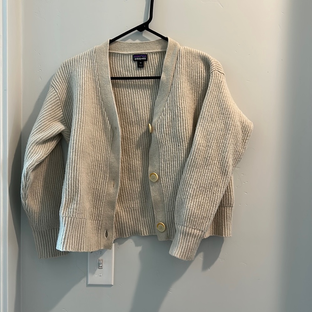 Patagonia cream cardigan